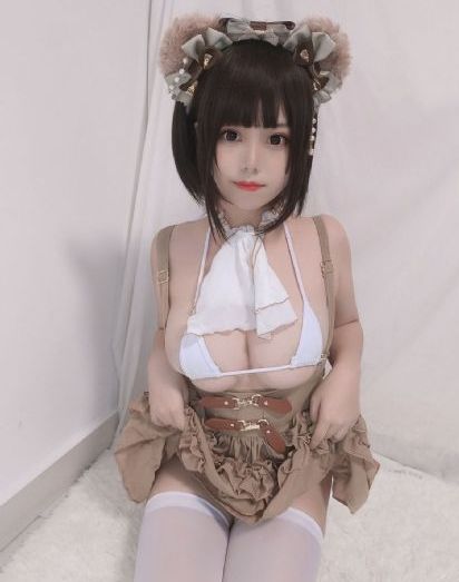 被迫成为女同学的脚奴袜奴_高清动漫在线观看