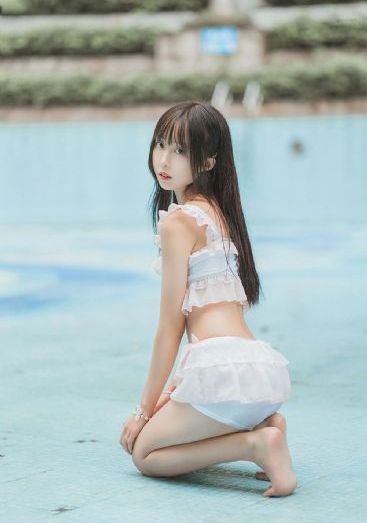 年轻的阿姨电影_BT磁力天堂在线观看高清