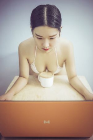 女朋友韩_蓝光超清在线观看