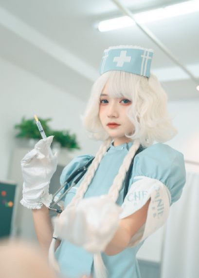 名欲场在线观看_720完整在线观看