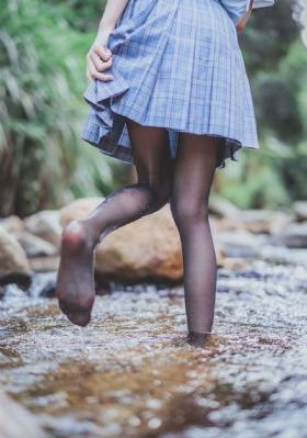 把女友c到尿床_720免费电视剧